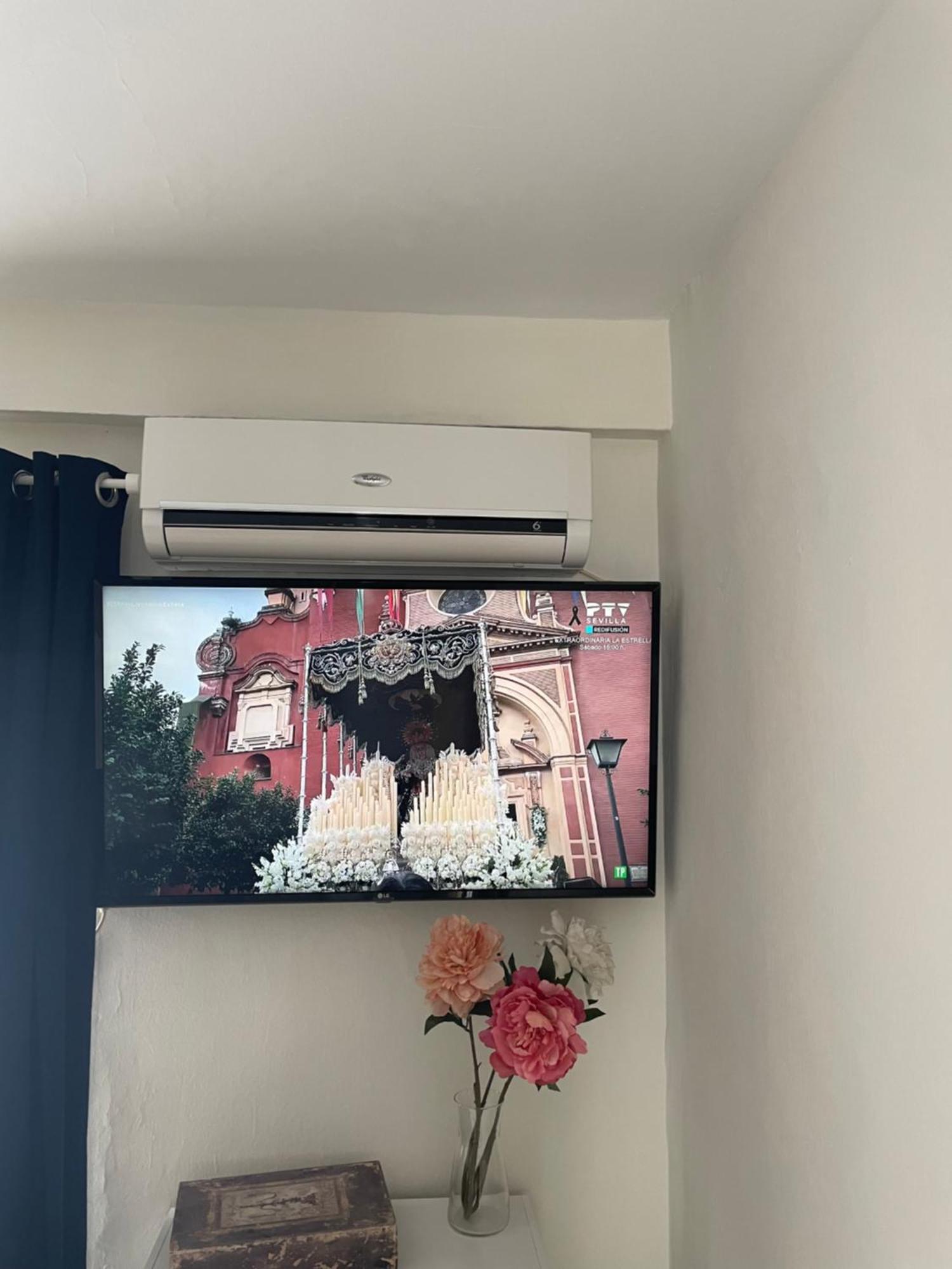 Arco Macarena Apartment Seville Luaran gambar